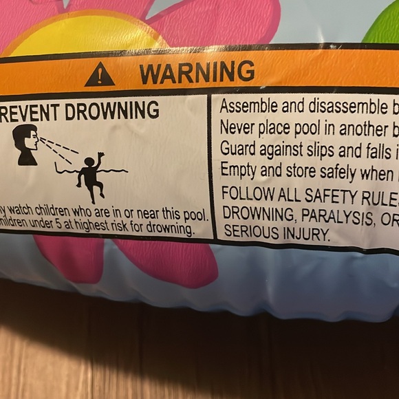 Intex - Mushroom- Inflatable Baby- Toddler- Pool UV - Picture 3 of 4